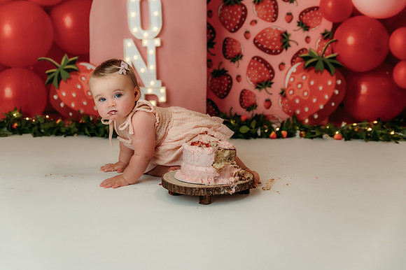 Sutton 1st Cake Smash-3