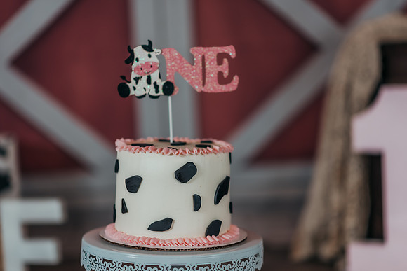 Lennon 1 Year Cake Smash_-9